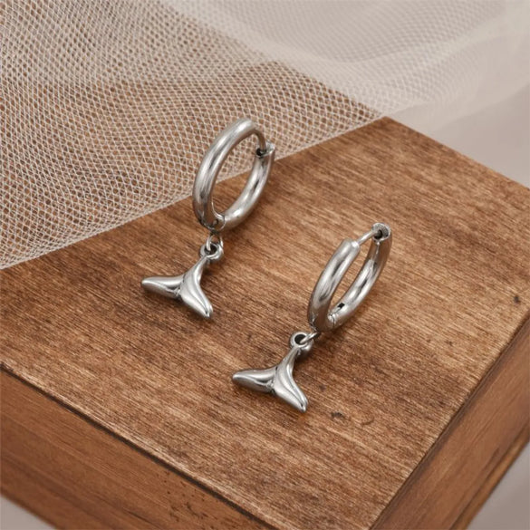 1 Pair Simple Style Fish Tail Polishing Plating Stainless Steel 18k Gold Plated Drop Earrings