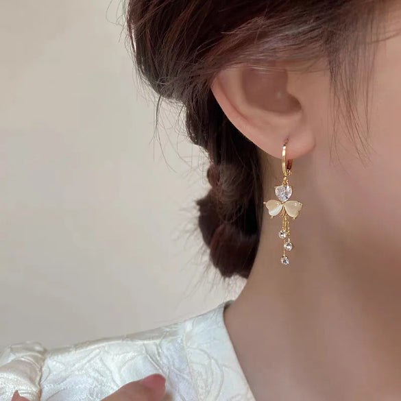 1 Pair Simple Style Heart Shape Inlay Alloy Zircon Drop Earrings