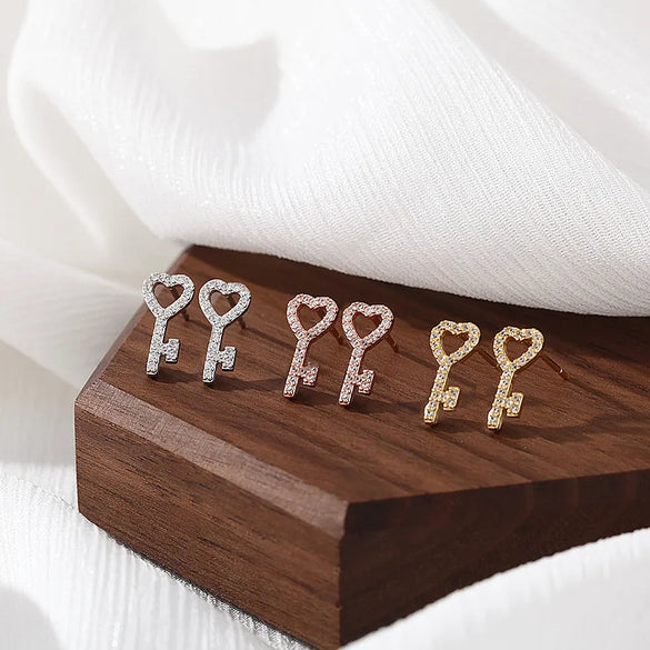 1 Pair Simple Style Heart Shape Key Inlay Sterling Silver Zircon Ear Studs