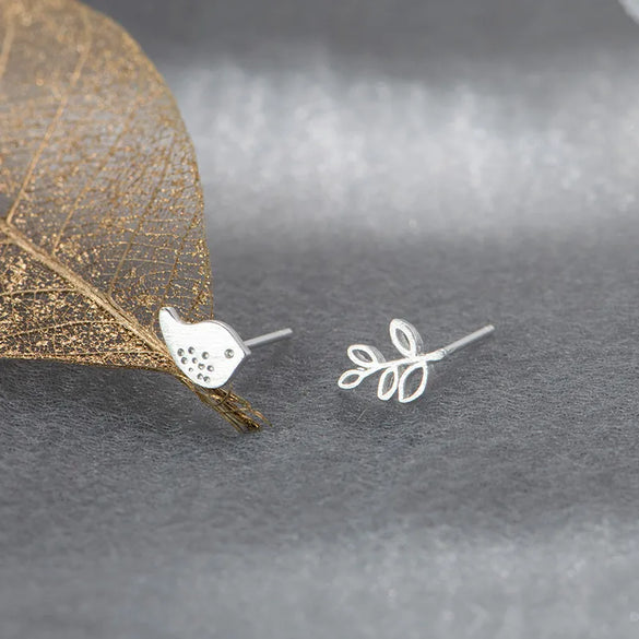 1 Pair Simple Style Letter Snowflake Copper Plated Women's Ear Studs