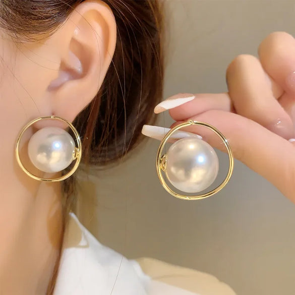1 Pair Sweet Simple Style Round Inlay Imitation Pearl Alloy Artificial Pearls Ear Studs
