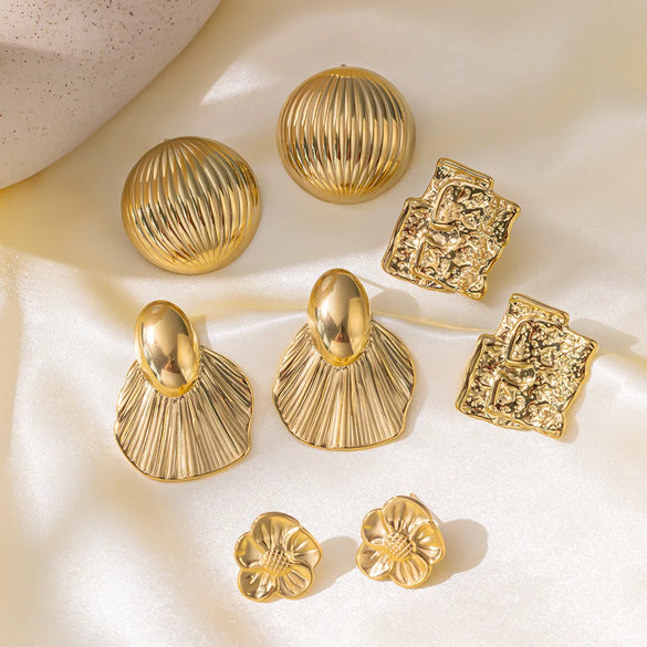 1 Pair Vintage Style Classic Style Commute Geometric Flower Polishing 304 Stainless Steel 18K Gold Plated Ear Studs