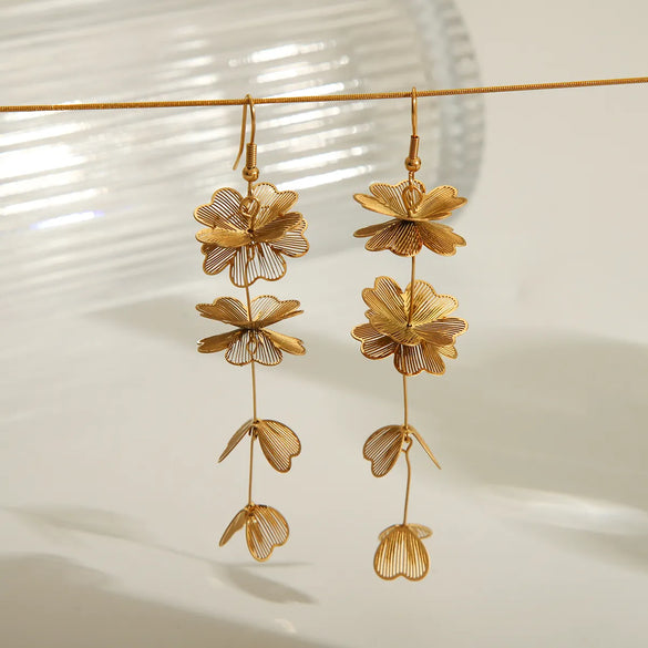 1 Pair Vintage Style Exaggerated Simple Style Flower Butterfly Plating Hollow Out 304 Stainless Steel 18K Gold Plated Drop Earrings