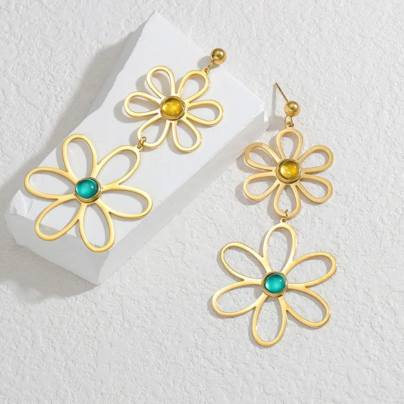 1 Pair Vintage Style French Style Simple Style Flower Plating Hollow Out Inlay 304 Stainless Steel Glass Stone 14K Gold Plated Drop Earrings