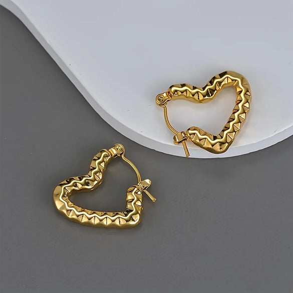 1 Pair Vintage Style Heart Shape Stainless Steel Gold Plated Hoop Earrings