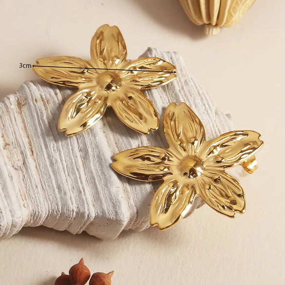 1 Pair Vintage Style Pastoral Flower 304 Stainless Steel 18K Gold Plated Ear Studs