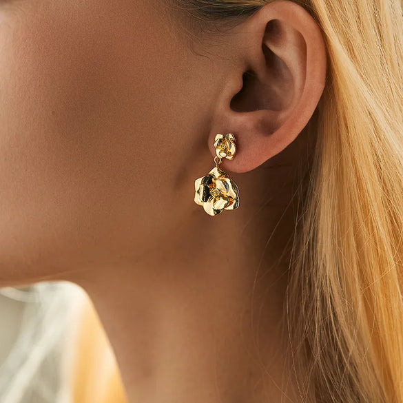 1 Pair Vintage Style Punk Starfish Heart Shape Flower Star Butterfly Copper Copper Zircon 18K Gold Plated Drop Earrings