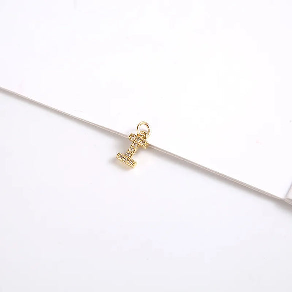 1 Piece 8*11.8mm Copper Zircon Letter Pendant