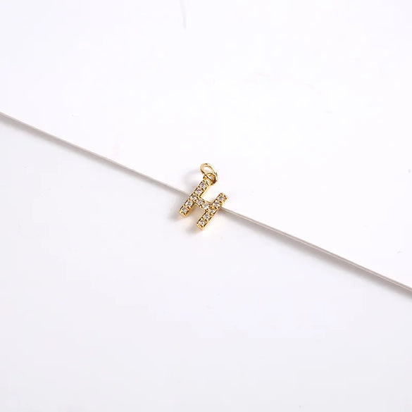 1 Piece 8*11.8mm Copper Zircon Letter Pendant