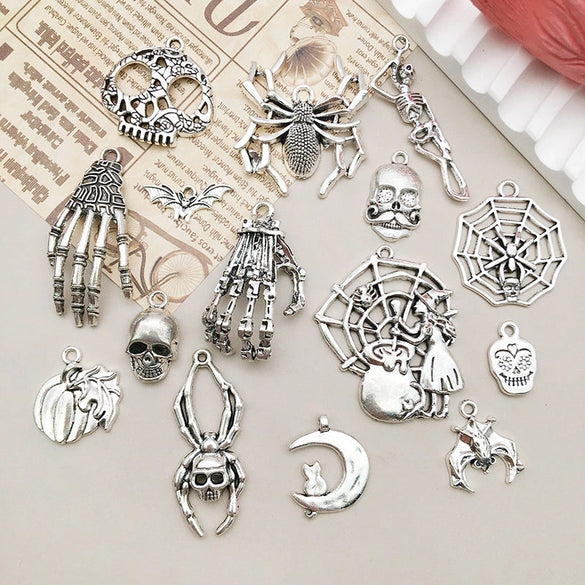 1 Piece Alloy Moon Spider Web Skull Pendant