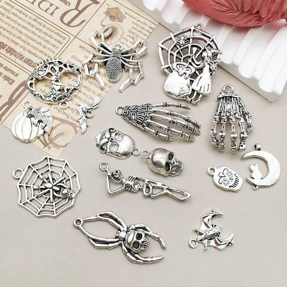 1 Piece Alloy Moon Spider Web Skull Pendant