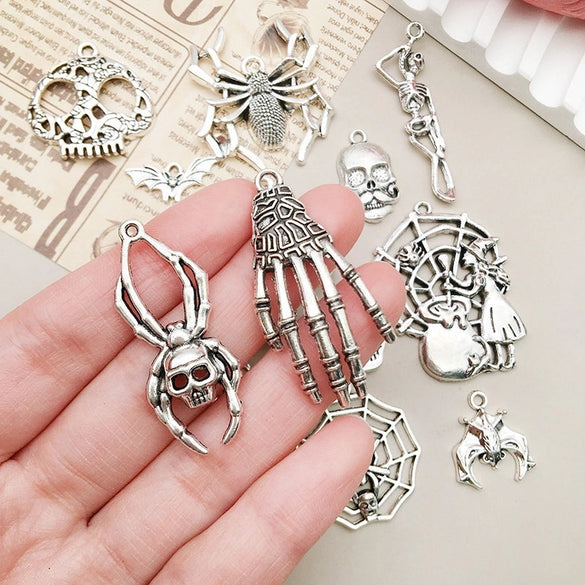 1 Piece Alloy Moon Spider Web Skull Pendant