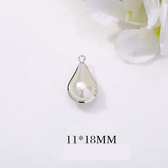 1 Piece Simple Style Water Droplets Copper Plating Inlay Pendant Jewelry Accessories