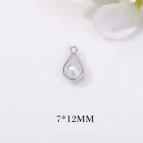 1 Piece Simple Style Water Droplets Copper Plating Inlay Pendant Jewelry Accessories