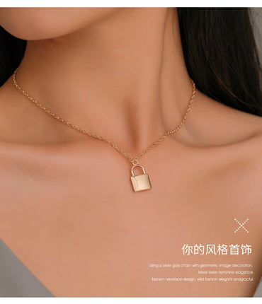 New Necklace Jewelry Simple Fashion Metal Plating Lock Necklace Necklace Clavicle Chain Wholesale