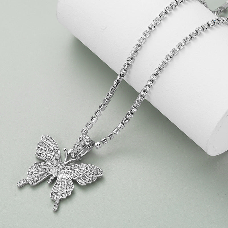 Modern Style Butterfly Alloy Iron Plating Inlay Rhinestones White Gold Plated Gold Plated Women's Pendant Necklace