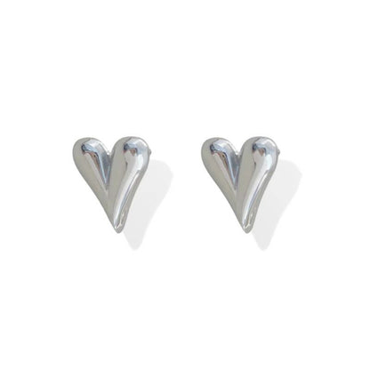 Women's Sweet Heart Shape Stainless Steel Ear Studs Heart Metal No Inlaid Stainless Steel Earrings