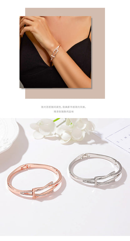 Korean Fashion Best Selling Bracelet Temperament Wild Love Geometric Bracelet Fashion Watch Wholesale