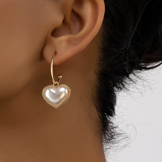 Retro Artistic Heart Shape Alloy Plating Inlay Pearl Women's Drop Earrings