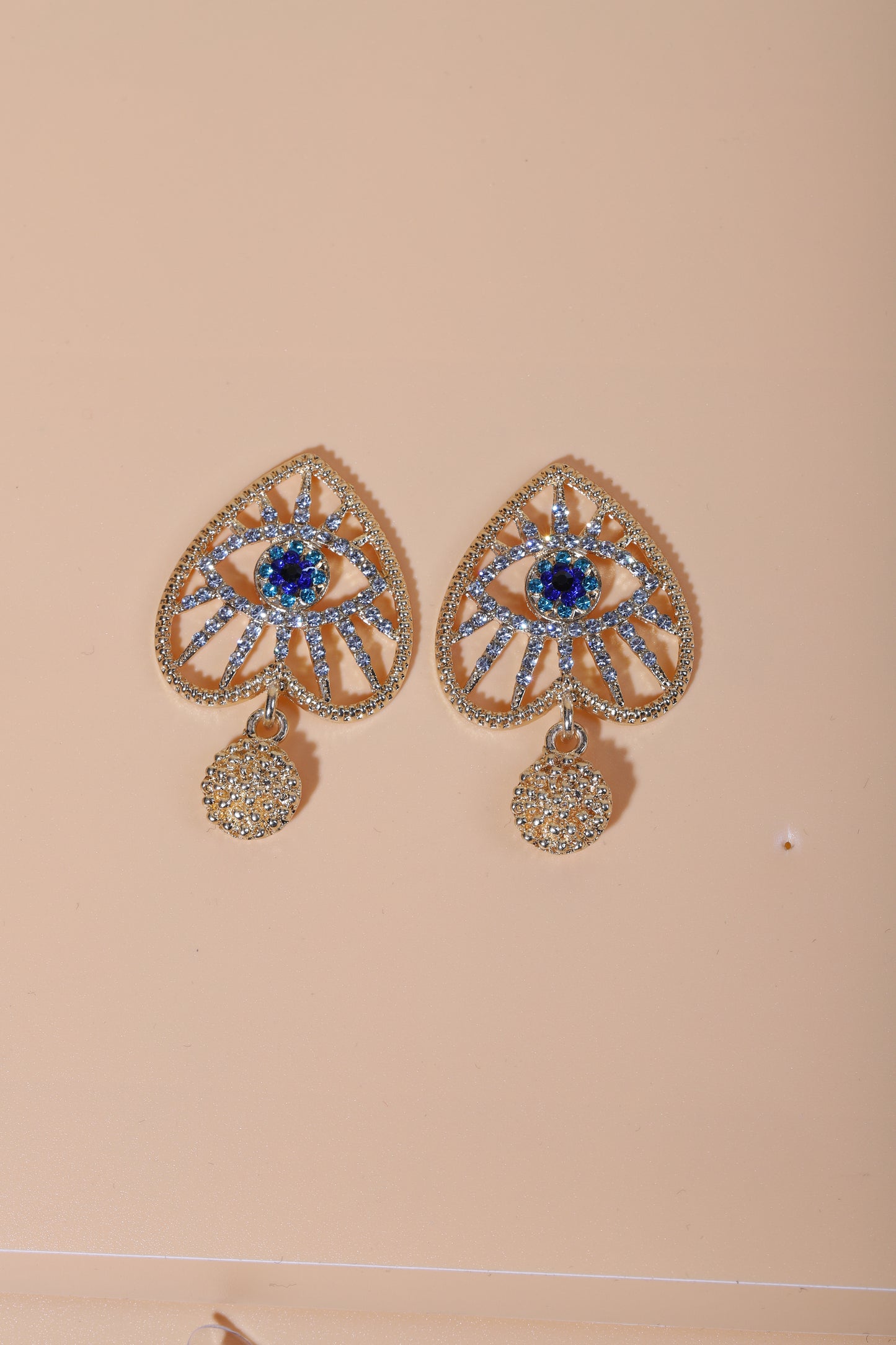 Luxurious Devil's Eye Heart Shape Alloy Inlay Rhinestones Women's Drop Earrings