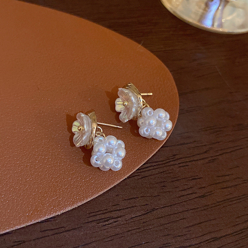 1 Pair Baroque Style Heart Shape Flower Tassel Inlay Alloy Artificial Pearls Rhinestones Drop Earrings