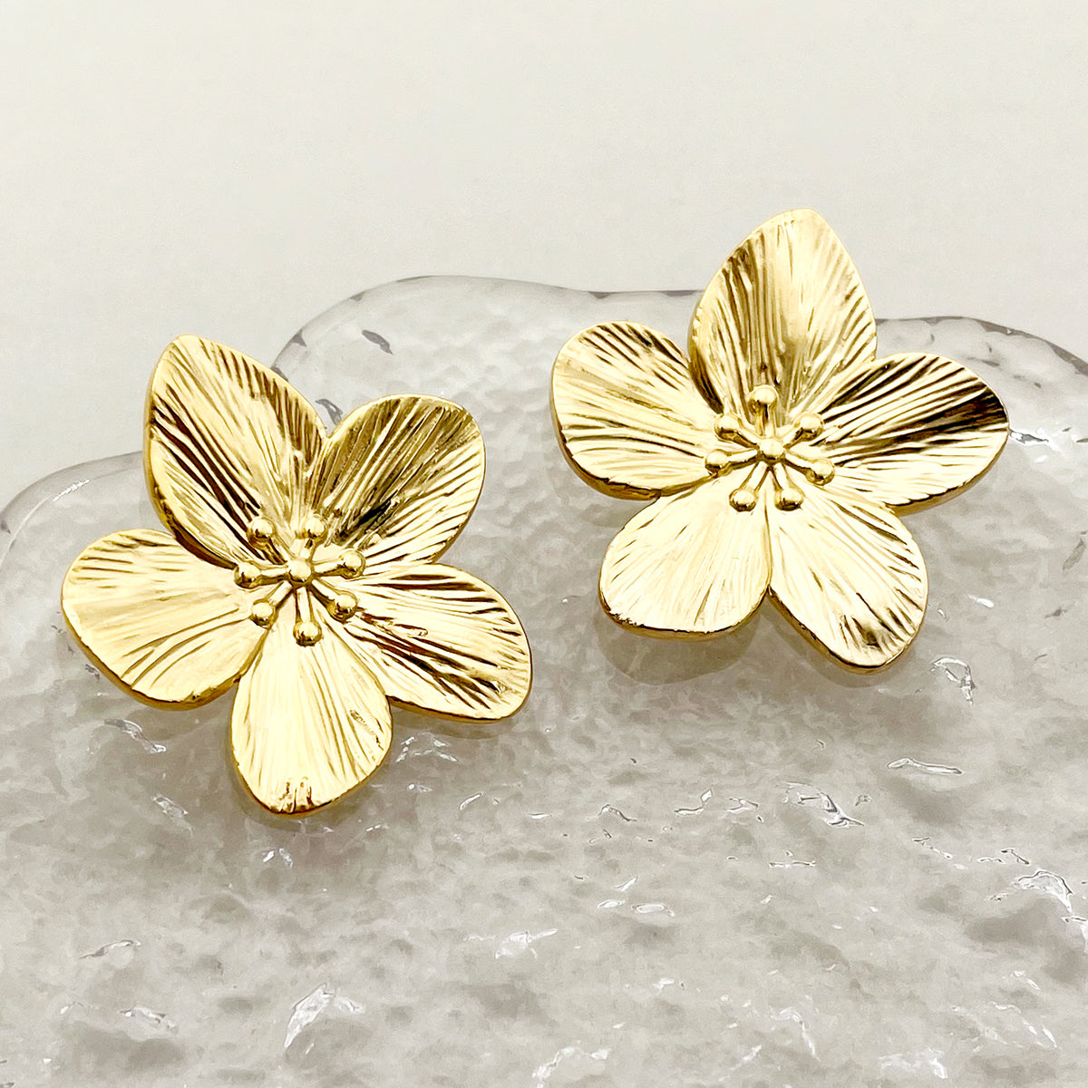 1 Pair Casual Cute Sweet Flower Stainless Steel Polishing Plating Gold Plated Ear Studs