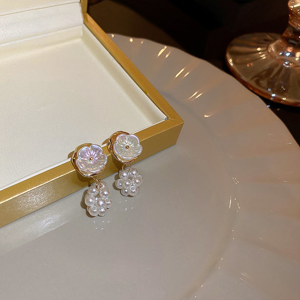 1 Pair Baroque Style Heart Shape Flower Tassel Inlay Alloy Artificial Pearls Rhinestones Drop Earrings