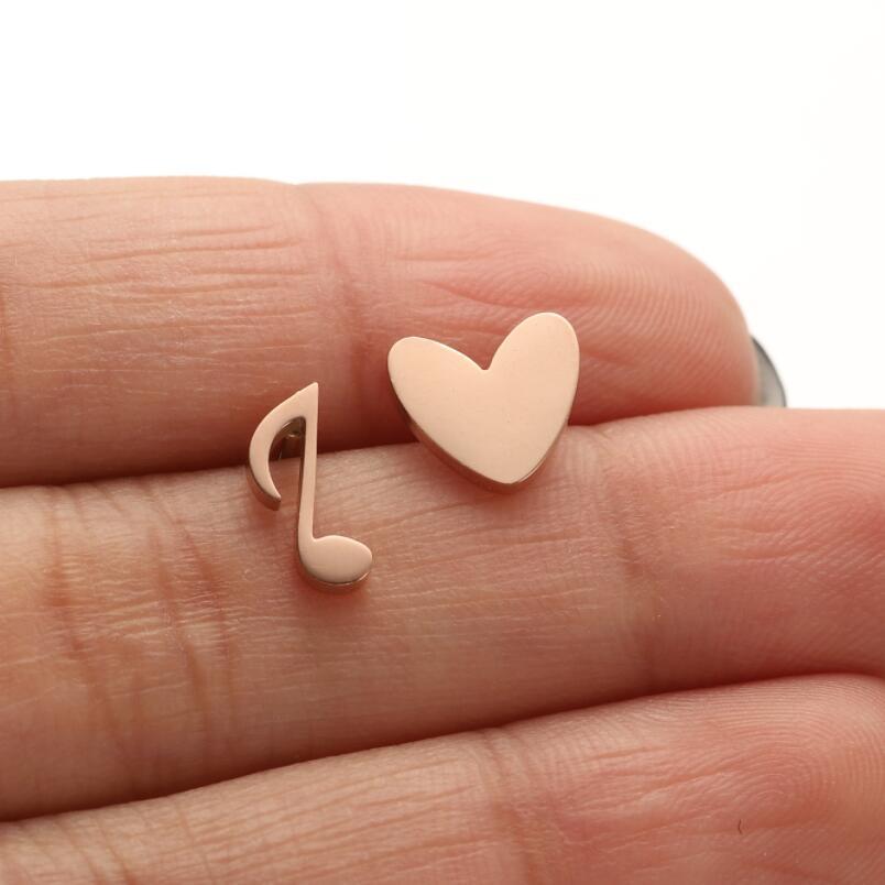 1 Pair Modern Style Simple Style Heart Shape Notes Asymmetrical Plating Stainless Steel Ear Studs