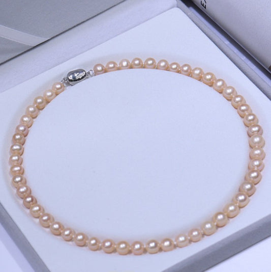 Elegant Lady Simple Style Solid Color Freshwater Pearl Necklace