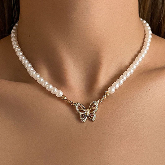 Lady Butterfly Imitation Pearl Alloy Beaded Inlay Artificial Diamond Women's Necklace