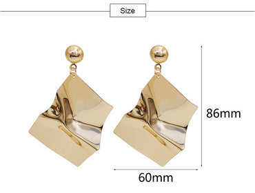1 Pair Elegant Modern Style Irregular Irregular Plating Alloy Gold Plated Drop Earrings