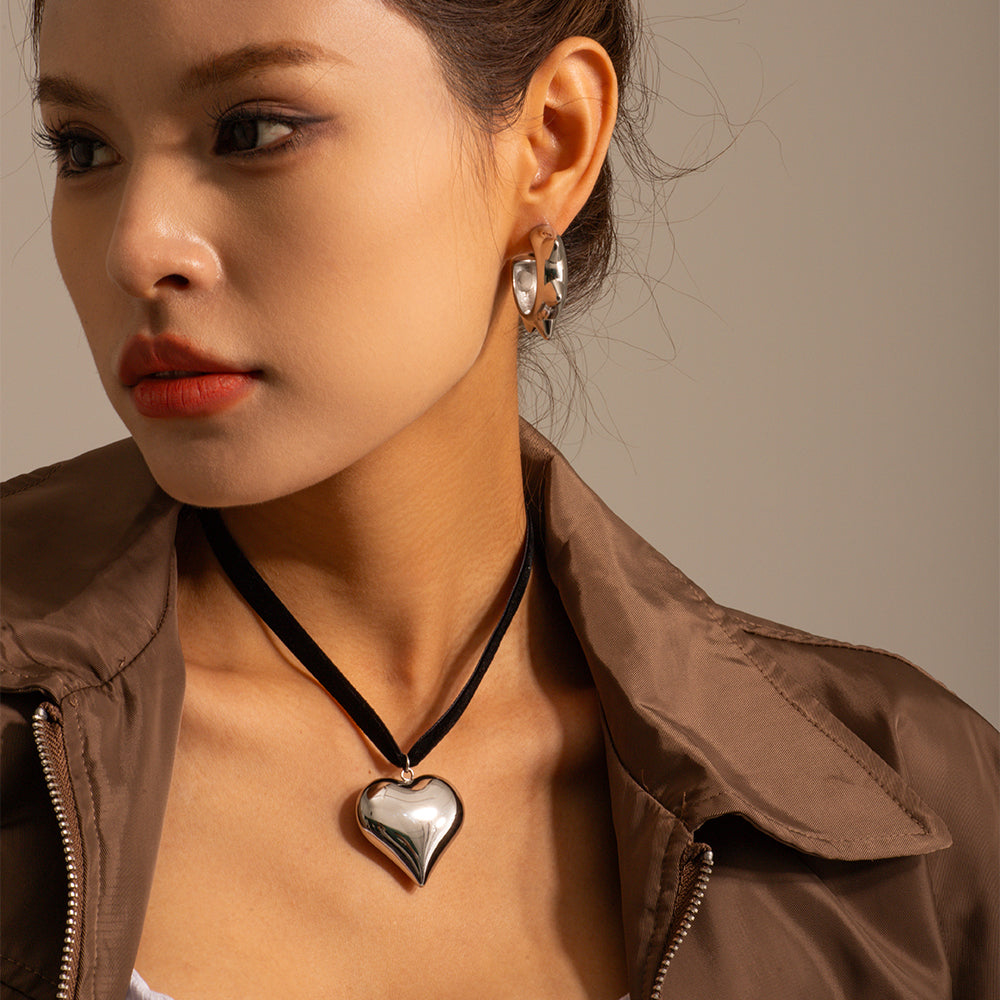 Wholesale Classic Style Heart Shape Stainless Steel Cloth Plating 18k Gold Plated Pendant Necklace