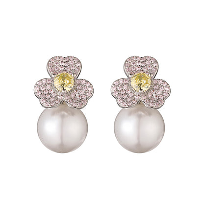 1 Pair Casual Elegant Simple Style Flower Petal Plating Inlay Copper Artificial Pearls Zircon 18k Gold Plated Ear Studs