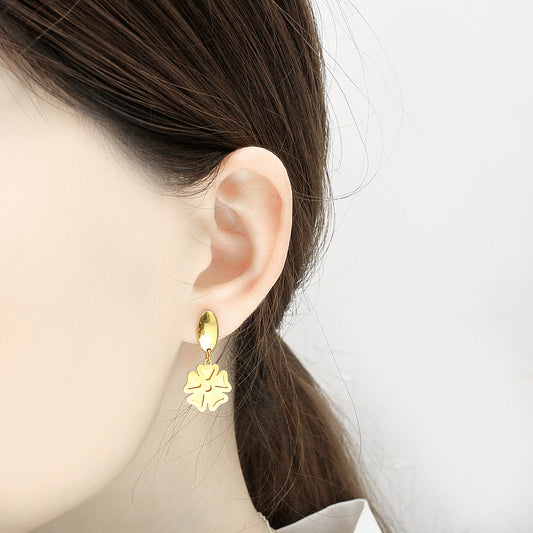 Elegant Retro Flower Titanium Steel Plating Earrings Necklace