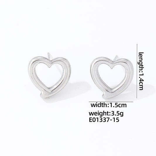 1 Pair Simple Style Classic Style Commute Heart Shape Polishing Plating Hollow Out Stainless Steel White Gold Plated Gold Plated Ear Studs