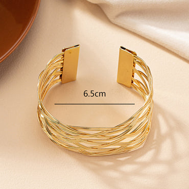 Simple Style Solid Color Ferroalloy Plating 14k Gold Plated Women's Bangle