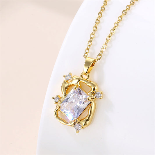 Wholesale Vintage Style Round Heart Shape Snowflake Stainless Steel Titanium Steel Plating Inlay 18k Gold Plated Gold Plated Zircon Pendant Necklace