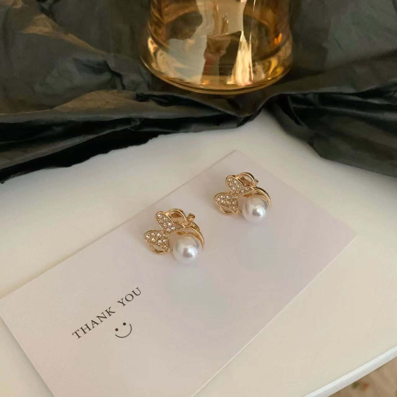 1 Pair Lady Korean Style Bow Knot Plating Inlay Alloy Artificial Rhinestones Artificial Pearls Gold Plated Ear Studs