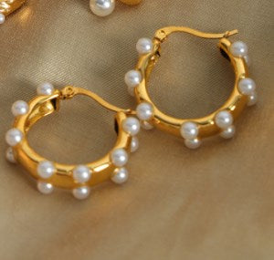 1 Pair Casual French Style Simple Style Geometric Plating Inlay Titanium Steel Artificial Pearls 18k Gold Plated Earrings