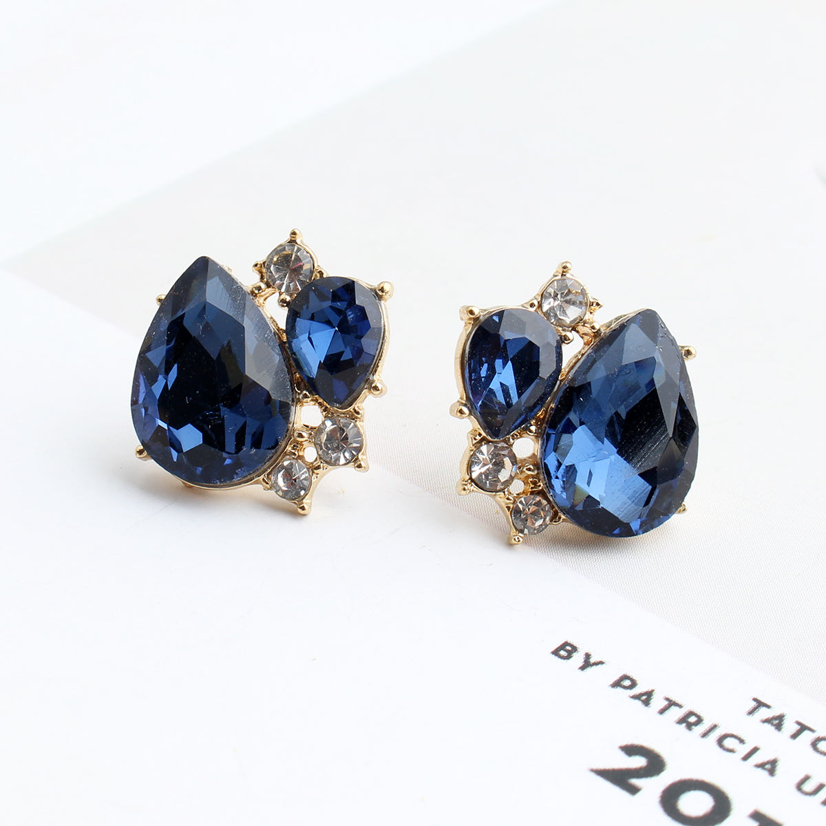 1 Pair Elegant Leaves Water Droplets Plating Inlay Alloy Crystal Rhinestones Gold Plated Ear Studs