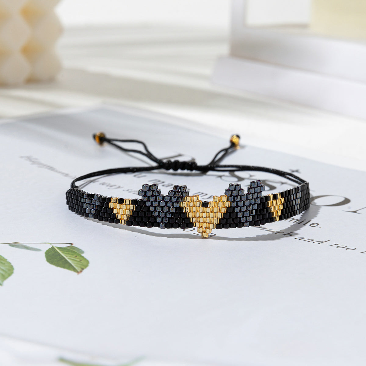 Ig Style Casual Heart Shape Glass Women's Bracelets