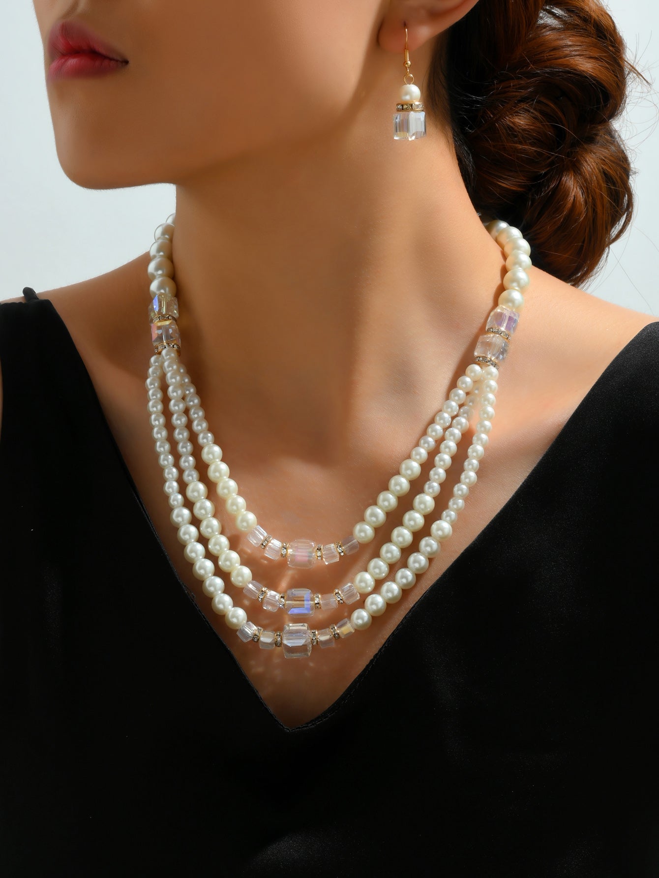 Simple Style Classic Style Round Plastic Beaded Inlay Rhinestones Women's Jewelry Set