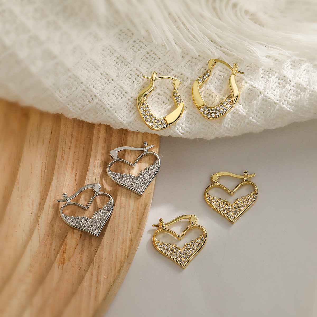 1 Pair Simple Style Geometric Heart Shape Plating Inlay Copper Zircon 18k Gold Plated Hoop Earrings
