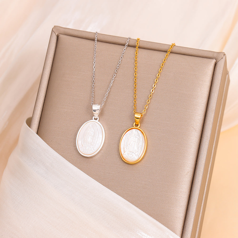 Elegant Oval Sterling Silver Silver Plated Pendant Necklace