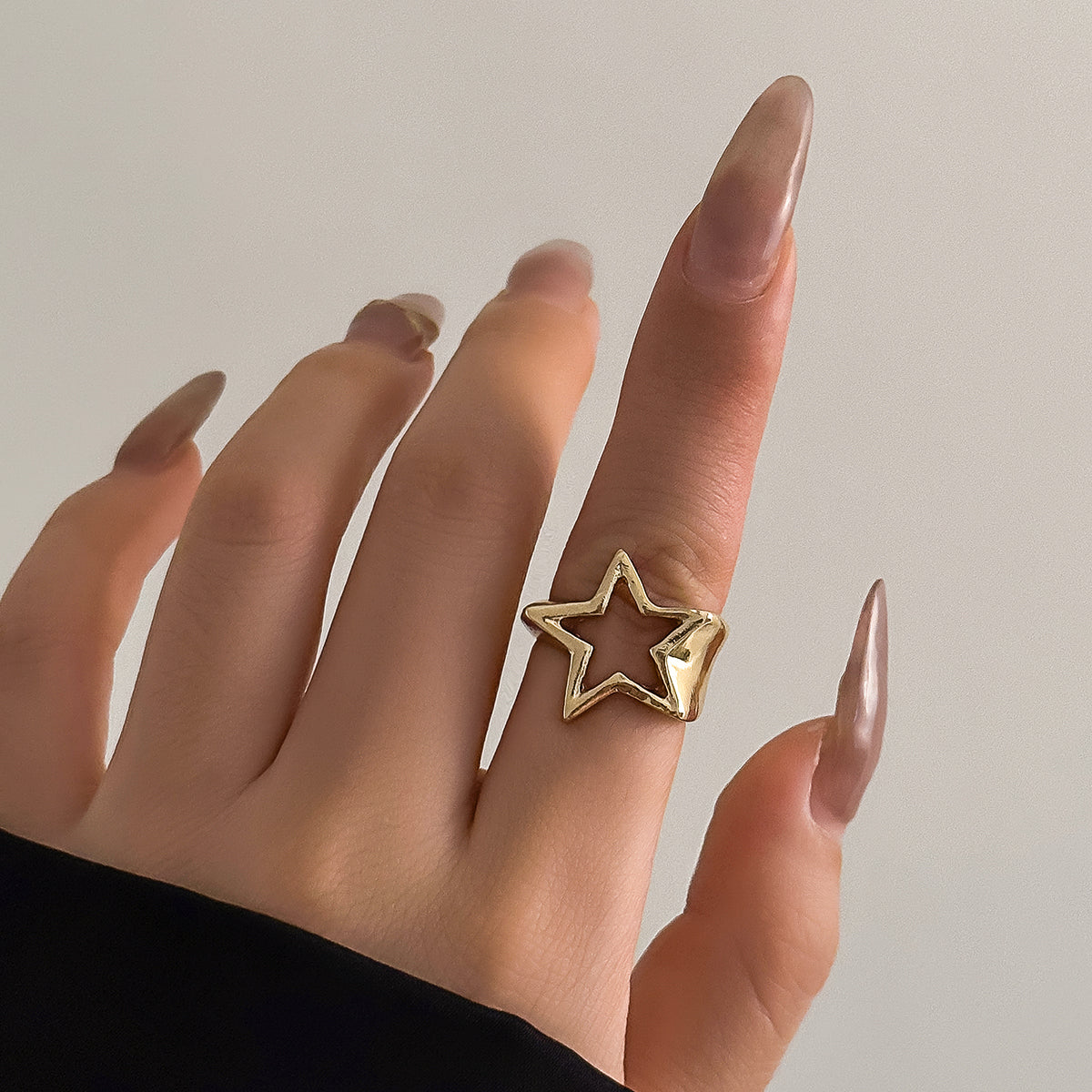 Simple Style Classic Style Star Alloy Hollow Out Women's Rings