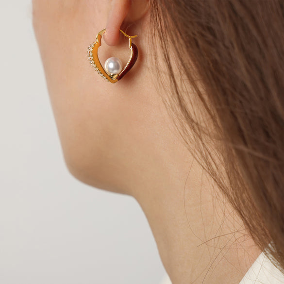 1 Pair Simple Style Heart Shape Plating Inlay Titanium Steel Artificial Diamond 18k Gold Plated Ear Studs