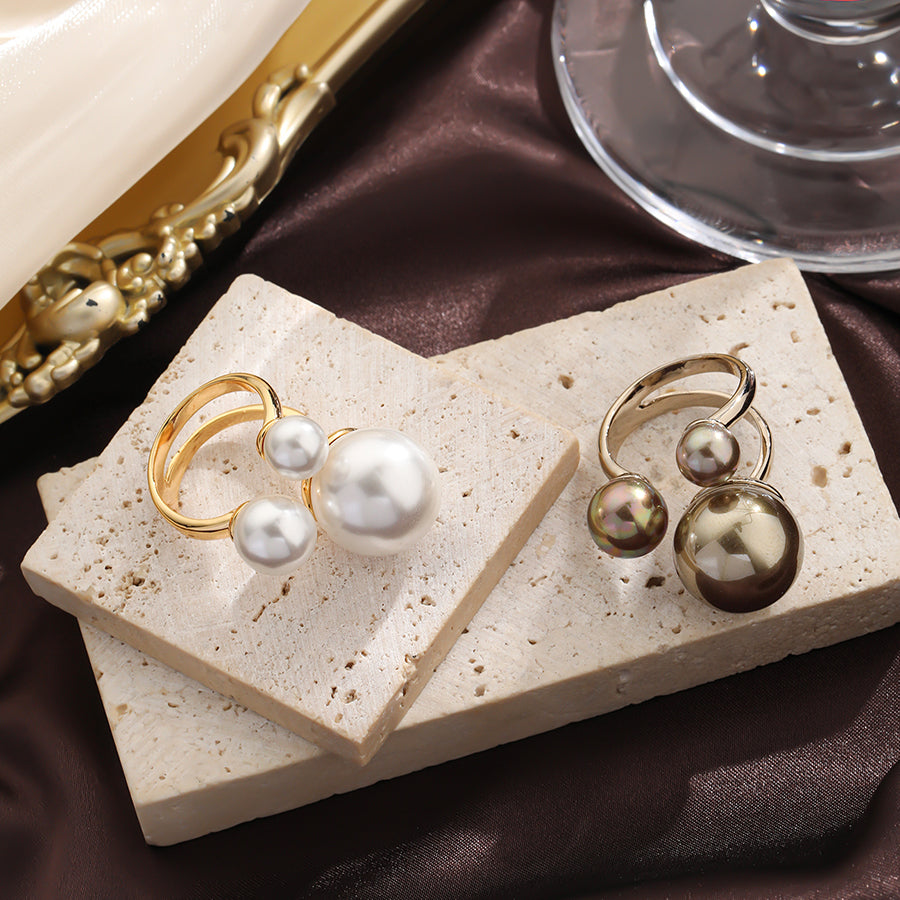 Elegant Luxurious Solid Color Alloy Inlay Artificial Pearls Women's Rings