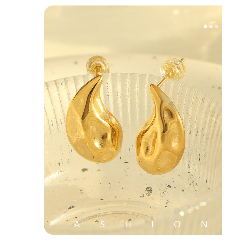1 Pair Vintage Style Simple Style Water Droplets Heart Shape Plating Titanium Steel 18k Gold Plated Ear Studs