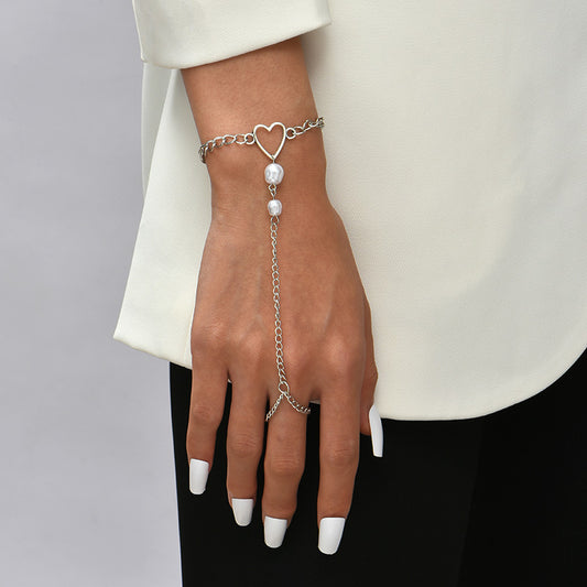 Simple Style Geometric Heart Shape Alloy Plating Women's Bracelets