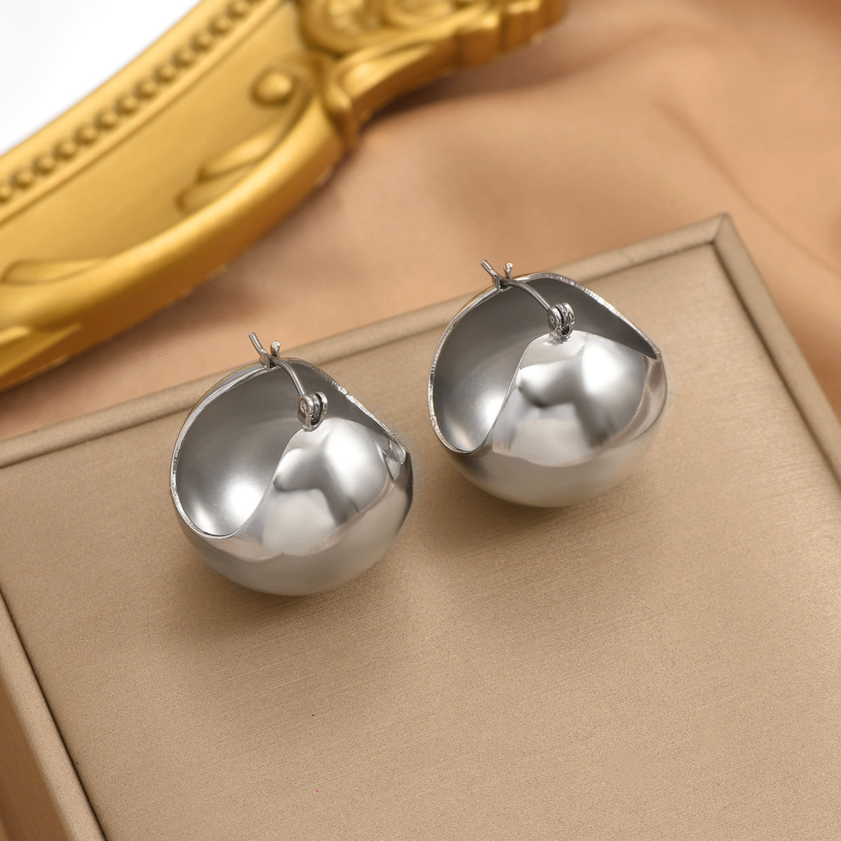 1 Pair IG Style Simple Style Ball Iron Earrings